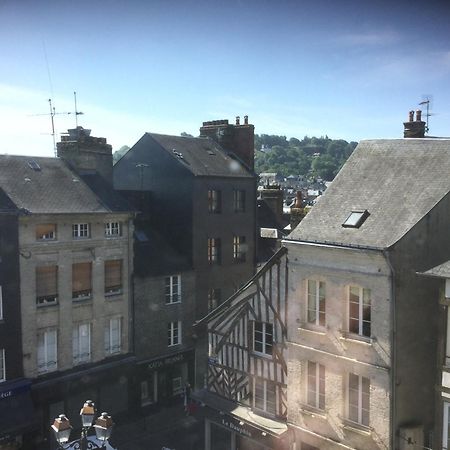 Le Studio Champlain Honfleur Exteriör bild