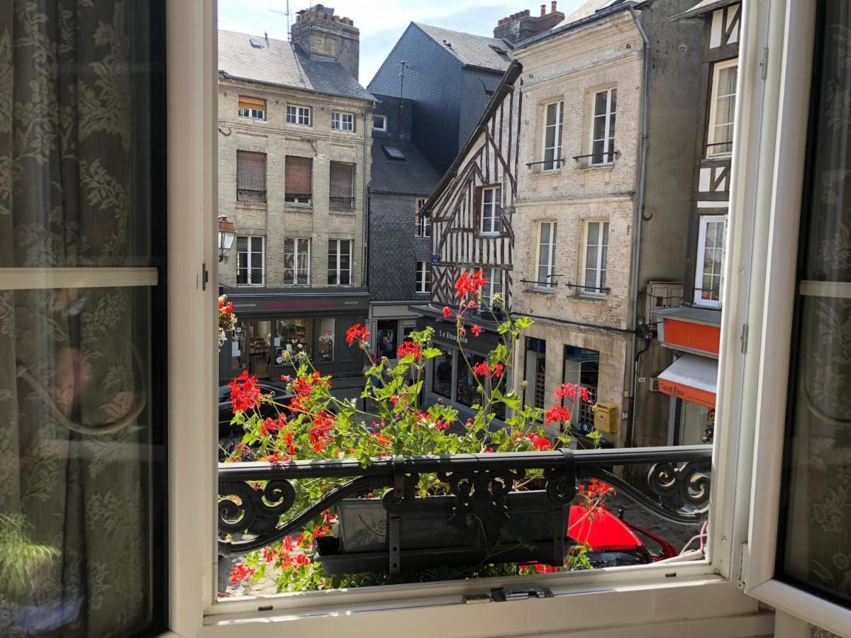 Le Studio Champlain Honfleur Exteriör bild